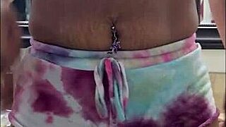 i'm changing my bellybutton ring to a cute stiletto charm today