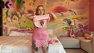 hot slutty mom possessed body jerks off in revenge masturbation fury!