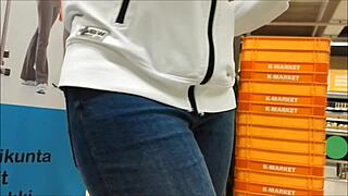 Hidden Cam Zooms Teen Ass In Tight Jeans!