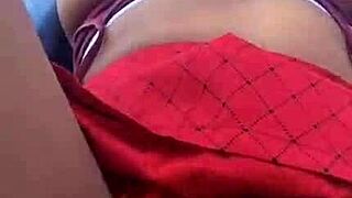 Hairy Brazilian Nerd Flashes Pussy and Armpits in Ibirapuera Park