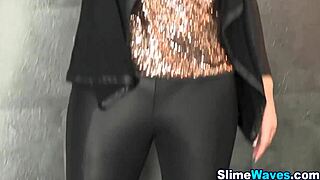 Classy Hottie Bukkake Facial Cumshot Mess