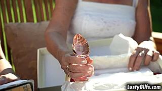 Bet you wanna see brunette cougar Hettie soak her tight mature pussy on thick young rod?