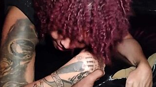 gemendo no pau do negão while cuck listens to slut wife gloryhole