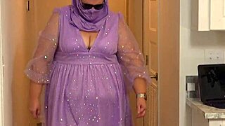 big ass bbw maid milf flashes juicy pussy close-up in minidress