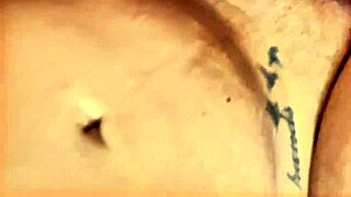 Big booty Colombian moans loudly
