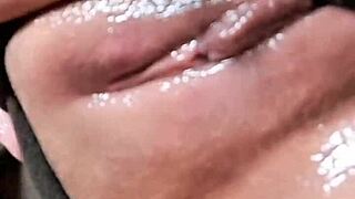 Mexican seguidor watches me squirt hard masturbating on cam