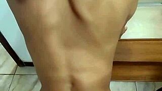 rica fantasia con amigo de novio me hace orgasmos escondida