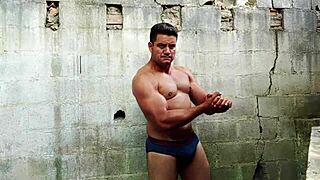 Yuri gaúcho flexes muscles and blasts huge cumshot solo