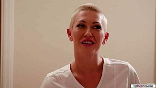 Masseuse strokes oiled tgirl and guy cocks in bareback crossdressing anal jerkoff