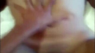 Parte 2, sexy girl wants massage then i rim her ass with black kisses.