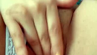 Think your work buddies would spot me fingering like this?