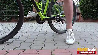 Anny Aurora mistakes delivery for boss fucks plump ass pussy 🔥🍑