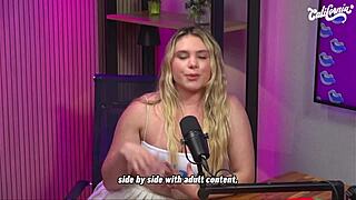 Loira Gostosa Gives Erotic Masturbation Show