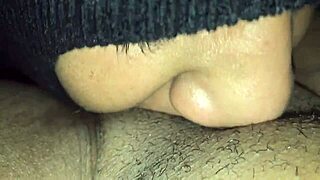 i am the queen of squirting ebony monster clit blasts