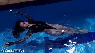 imagine fucking latex jessica bunny underwater in the pool