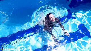 imagine fucking latex jessica bunny underwater in the pool