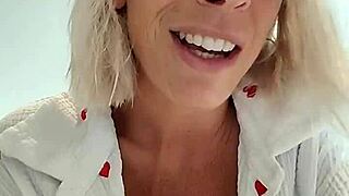 JOI En Vacances Parents Rejoint Par Inconnue