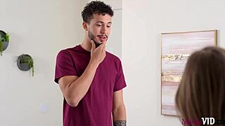 Sweet Teen Gets Stepdad Creampie Family Pie!