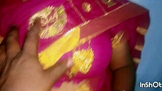 Hot Tamil Wife's Big Boobs Bounced In Village Fuck!