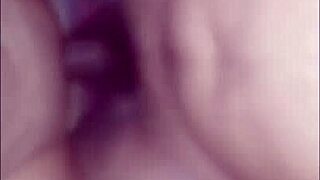 Indonesian wife chats dirty on cam while hubby's away