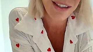 JOI En Vacances Parents Rejoint Par Inconnue