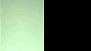 Indonesian wife chats dirty on cam while hubby's away
