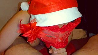Stepsister's Valentine's Cock Suck Ends In Juicy Mouth Cum