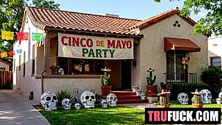 stepsis della cate crashes cinco de mayo party for pov blowjob with jodie johnson
