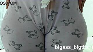 my curvy cameltoe in pajamas makes me masturbate hard