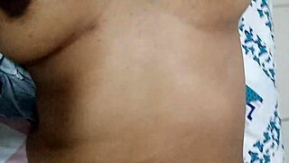 hot stepsis massages clit in bedroom till squirting orgasm