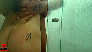 João O Safado Fucks Married Woman Then Showers