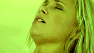 so sweet these lesbians trib and lick shaved pussies!