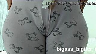 my curvy cameltoe in pajamas makes me masturbate hard