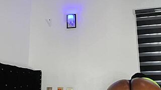 bbw ebony milf shakes her oiled fat ass