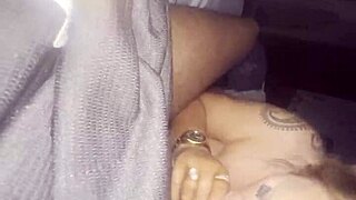 Blonde shows deepthroat before bed and gets facial