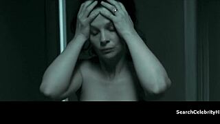 Juliette Binoche Elles Pl2012