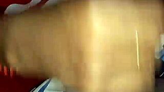 Jessi toda vez que o namorado dela a trai ele vem no meu quarto fazer sexo oral