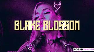 Big titty goth hottie blake blossom gives her mouth feet and pussy to logan xander