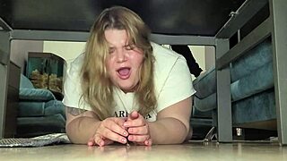 Cum On The Cute Paintress Big Ass