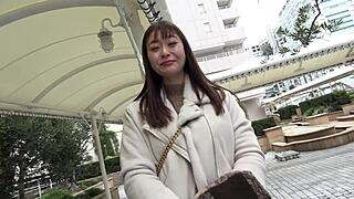Affair with a beautiful young 18+ japanese wife　４ 😘