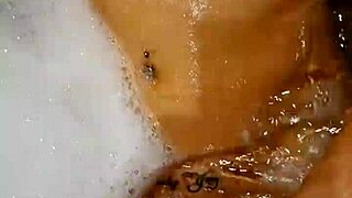 Amateur wife masturbates with husband at home for cum