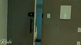 minha avo saiu pra ir na feira e eu putinha gotica chamei o novinho pra me foder gotica rabuda entrando na rola enquanto avo sai para ir na feira completo no red