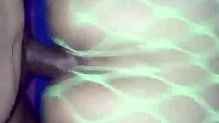 Pareja interracial peruana