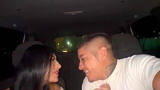 desconocido convence y se folla a joven
