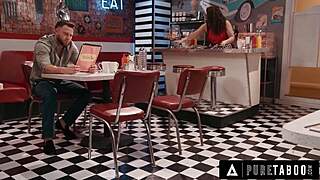 Liz Jordan Comforts Date After Public Humiliation