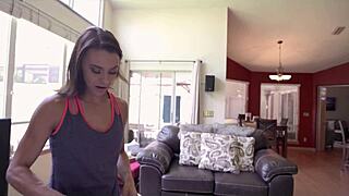 wife maria jade gives me a massage