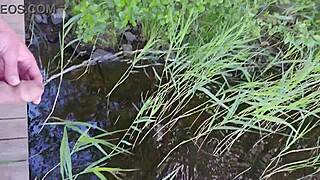 Fingers get wet during outdoor hold