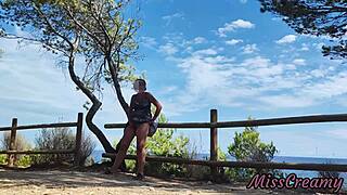 Pussy Flash Caught By Strangers Outdoors