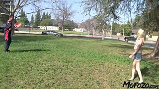 Mofozo Com - slim step sister gets the cum in her mouth