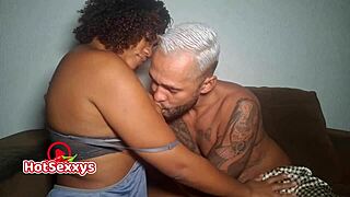 Minha namorada e novinha gostosa completo para subscritos